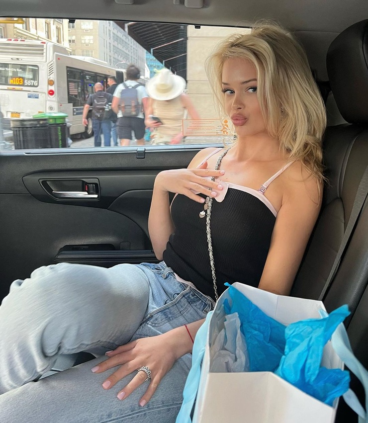 Carolina Marie