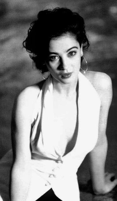 Moira Kelly picture