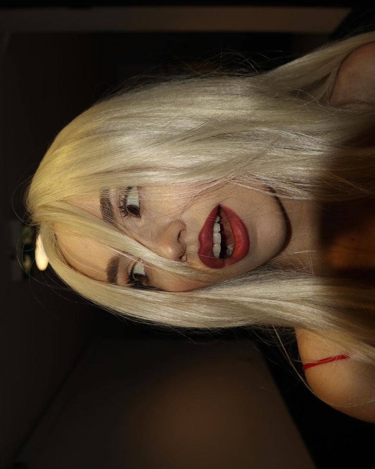 Ava Max