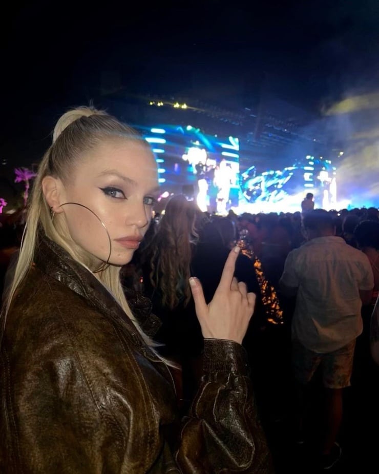 Stella Maxwell