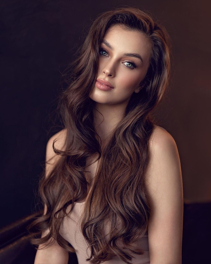 Ola Przywitowska.