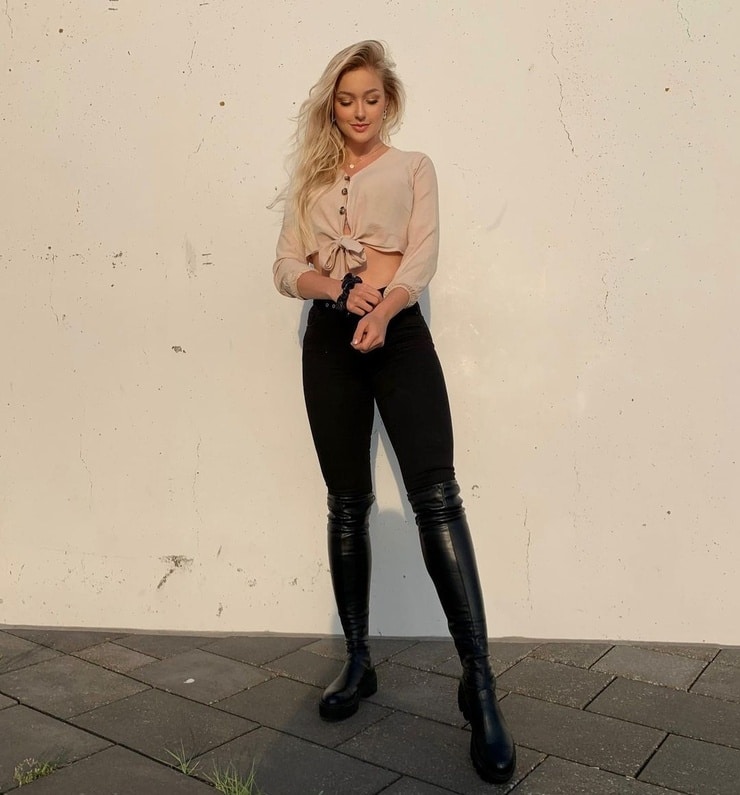 Tatiana Abeax