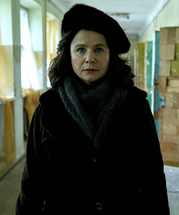 Ulana Khomyuk (Emily Watson)