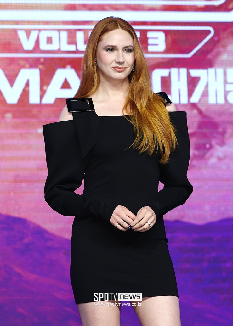 Karen Gillan Karen Gillan
