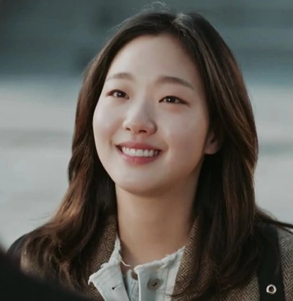 Ji Eun Tak