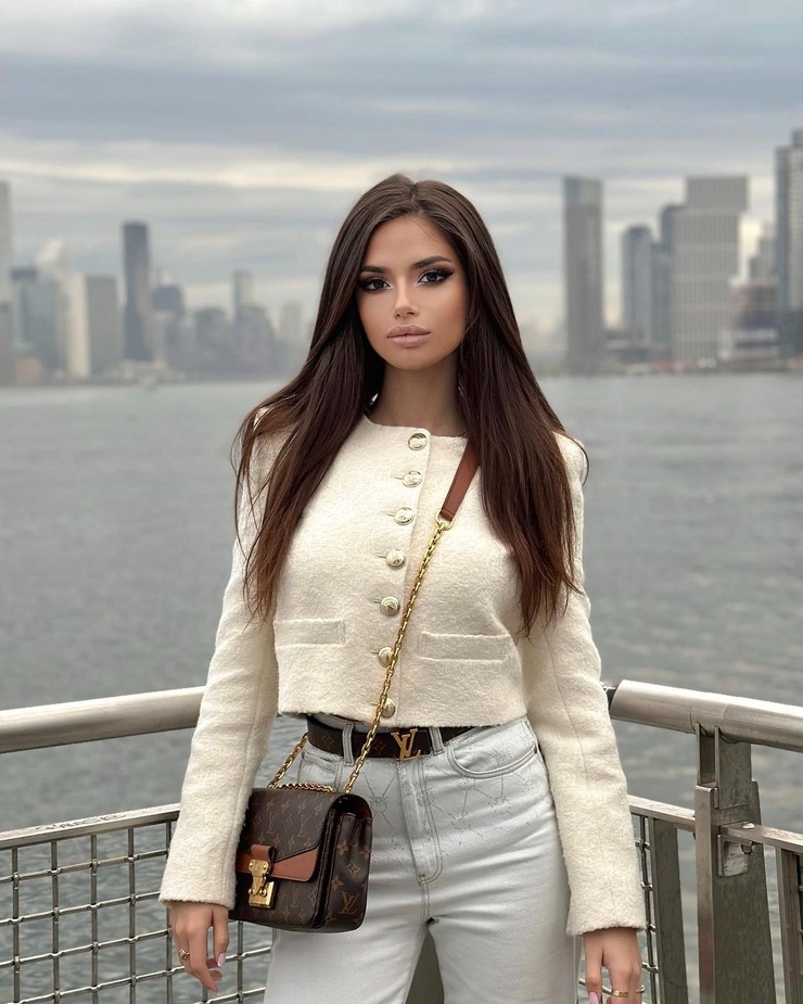 Anastasia Titorenko Anastasia Titorenko