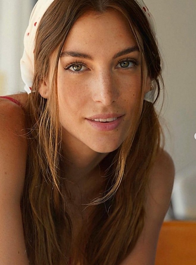 Paola Vargas Desideri Paola Vargas Desideri