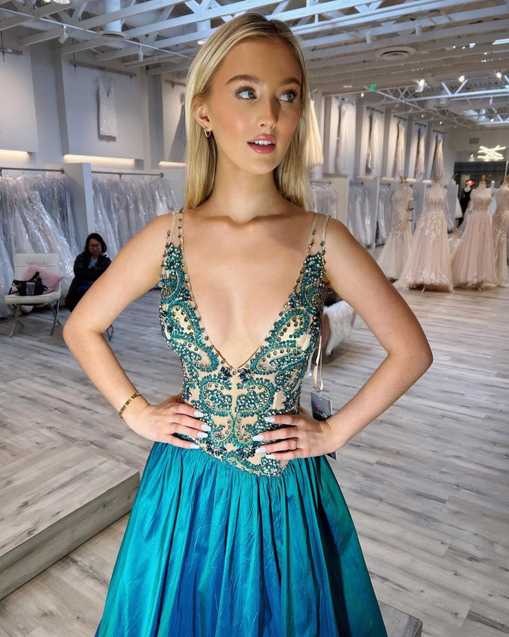 Scarlett Barnett