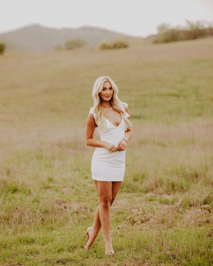 Scarlett Barnett