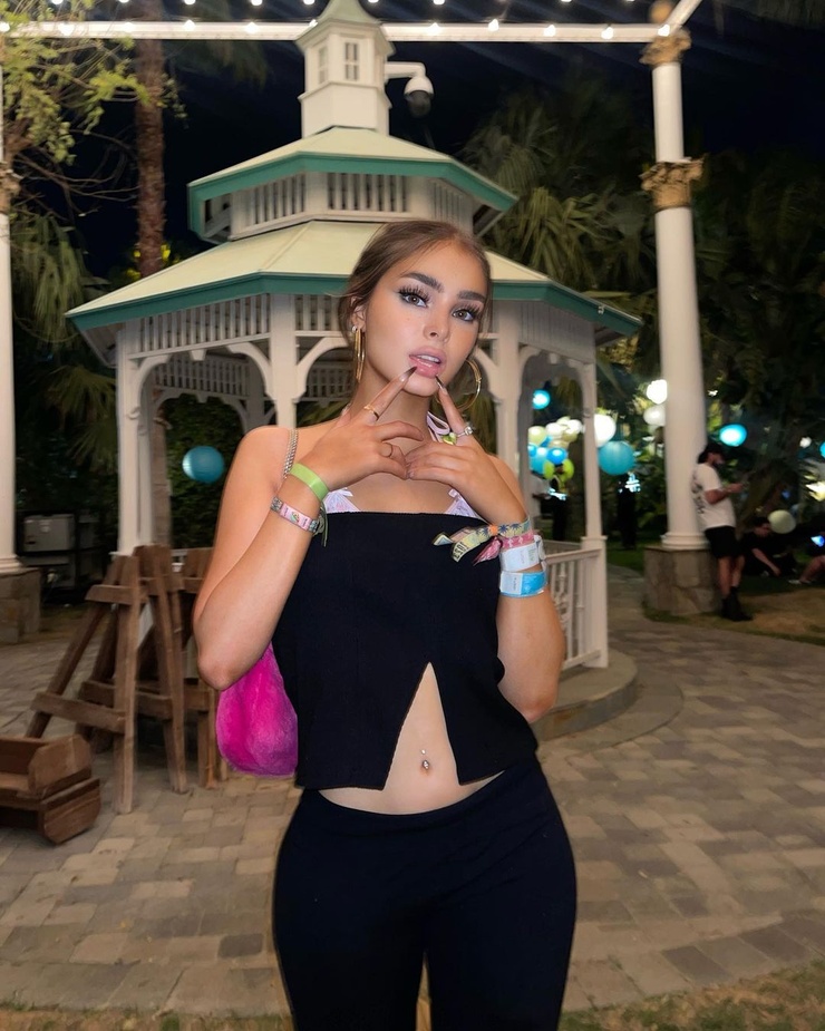 Brighton Sharbino Brighton Sharbino
