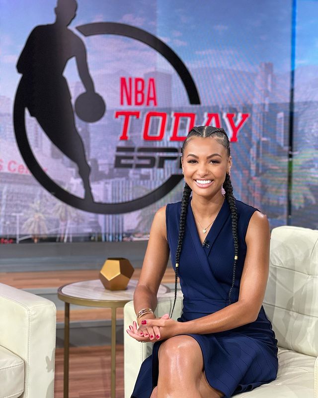 Malika Andrews