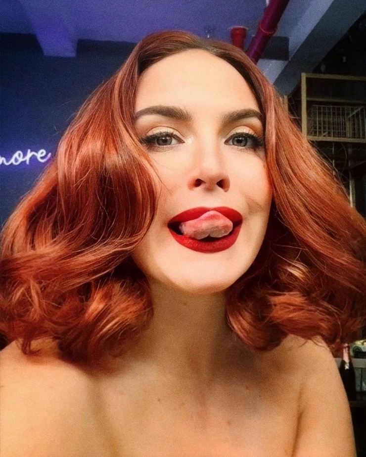 Joanna 'JoJo' Levesque Joanna 'JoJo' Levesque