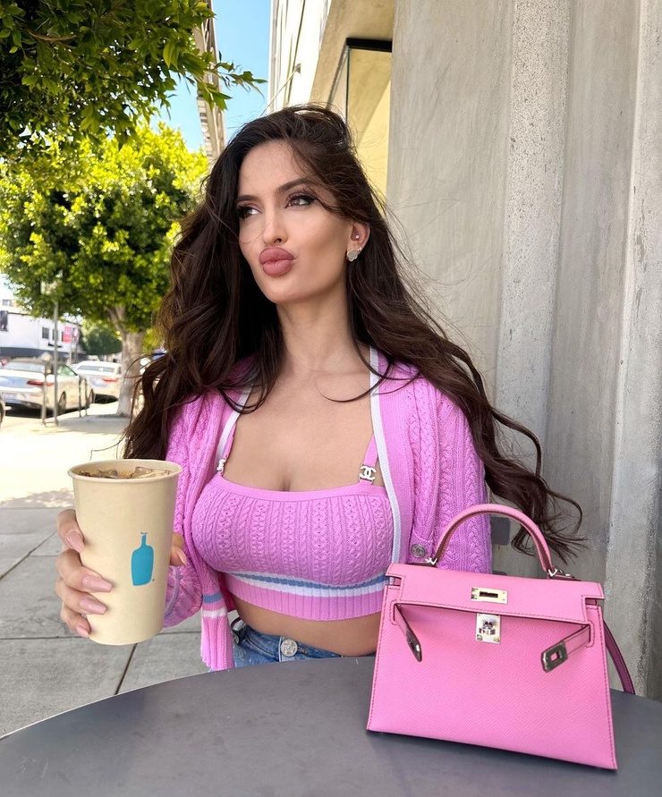 Natalia Barulich Natalia Barulich