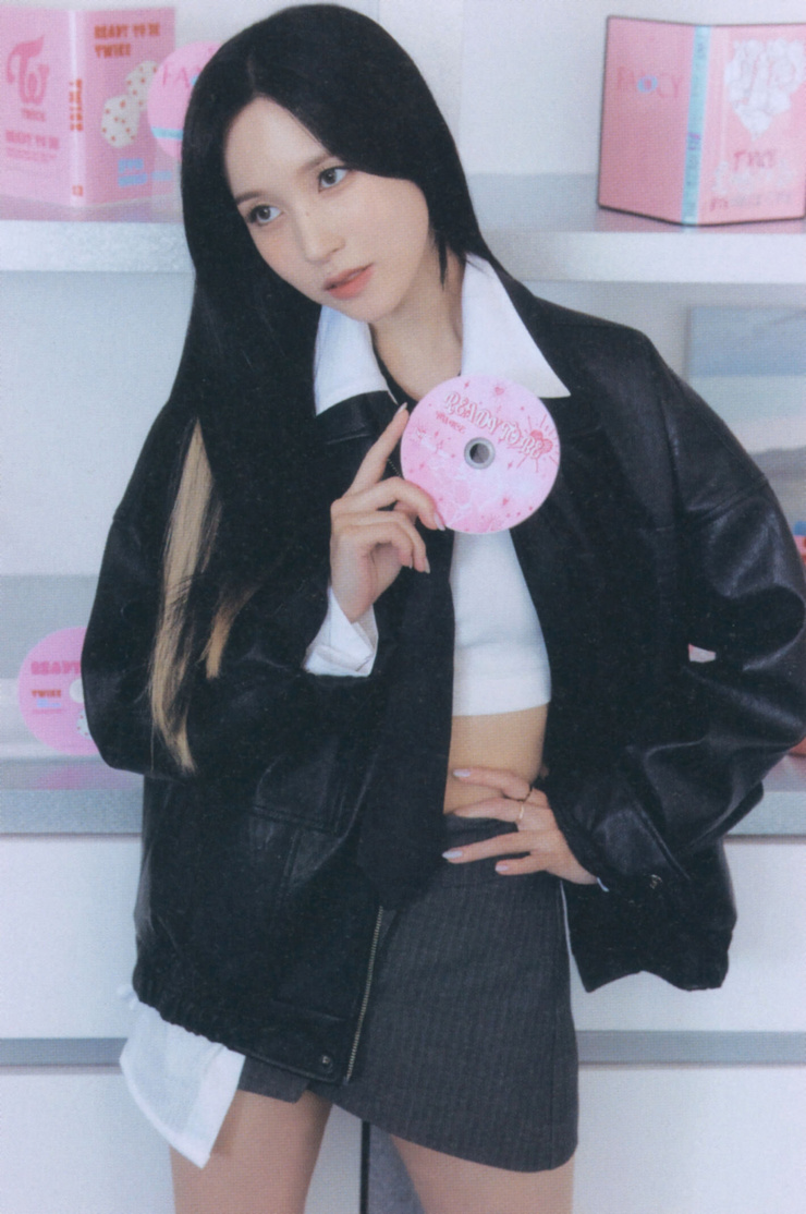 Myoui Mina
