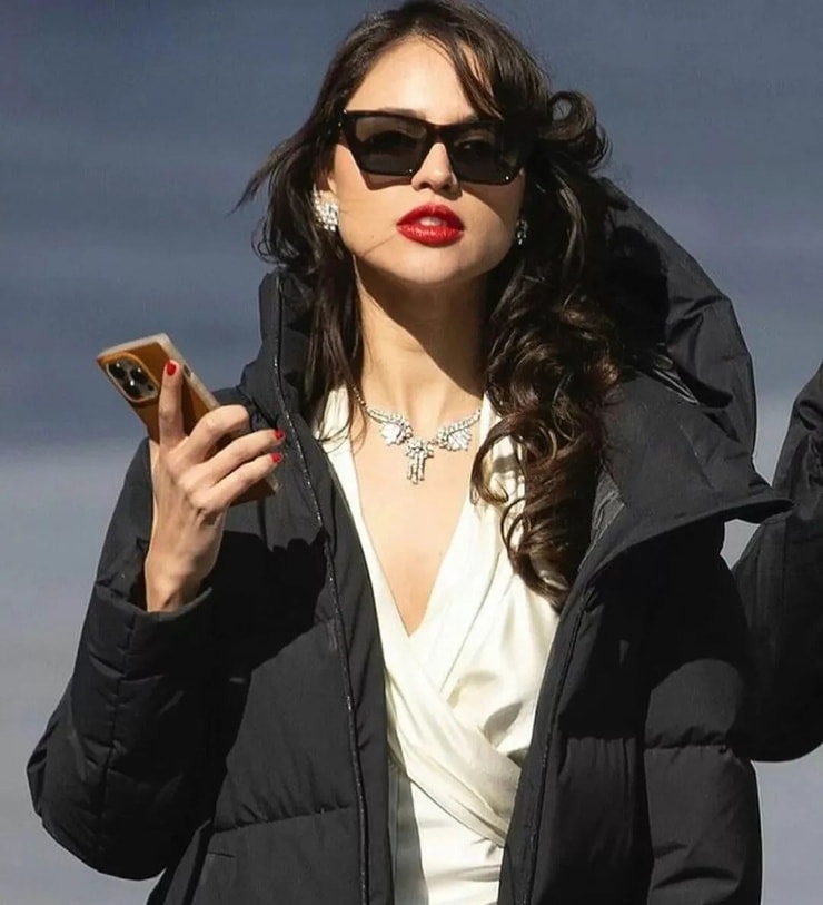 Eiza Gonzalez