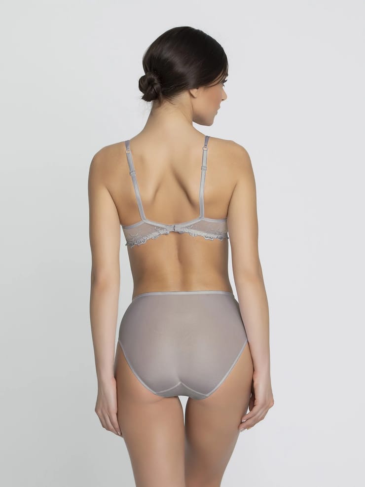 Laura Grassi
