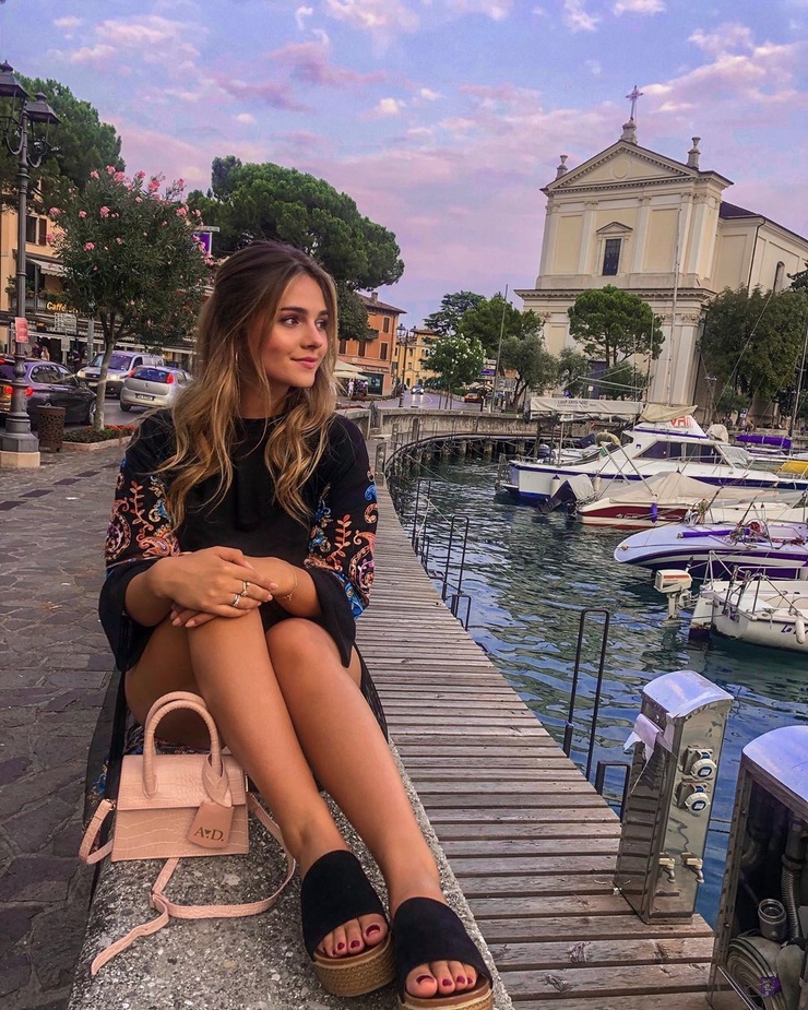 Jessy Hartel Jessy Hartel