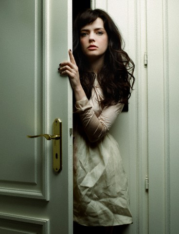 Picture of Roxane Mesquida