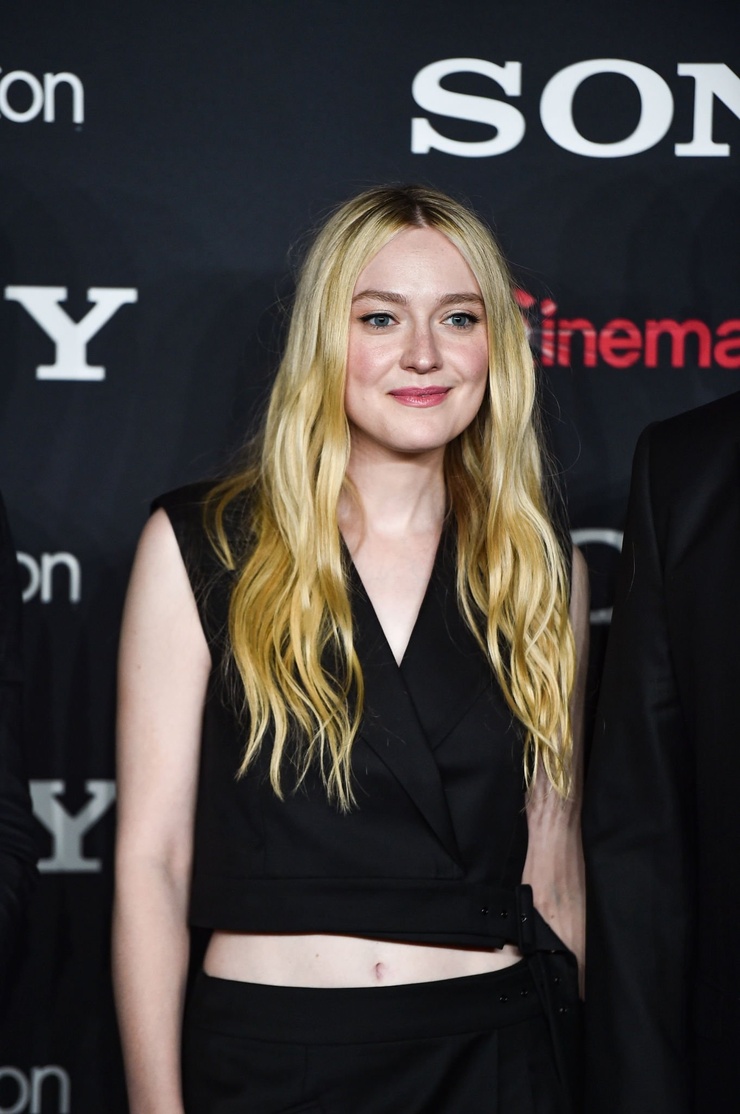 Dakota Fanning Dakota Fanning