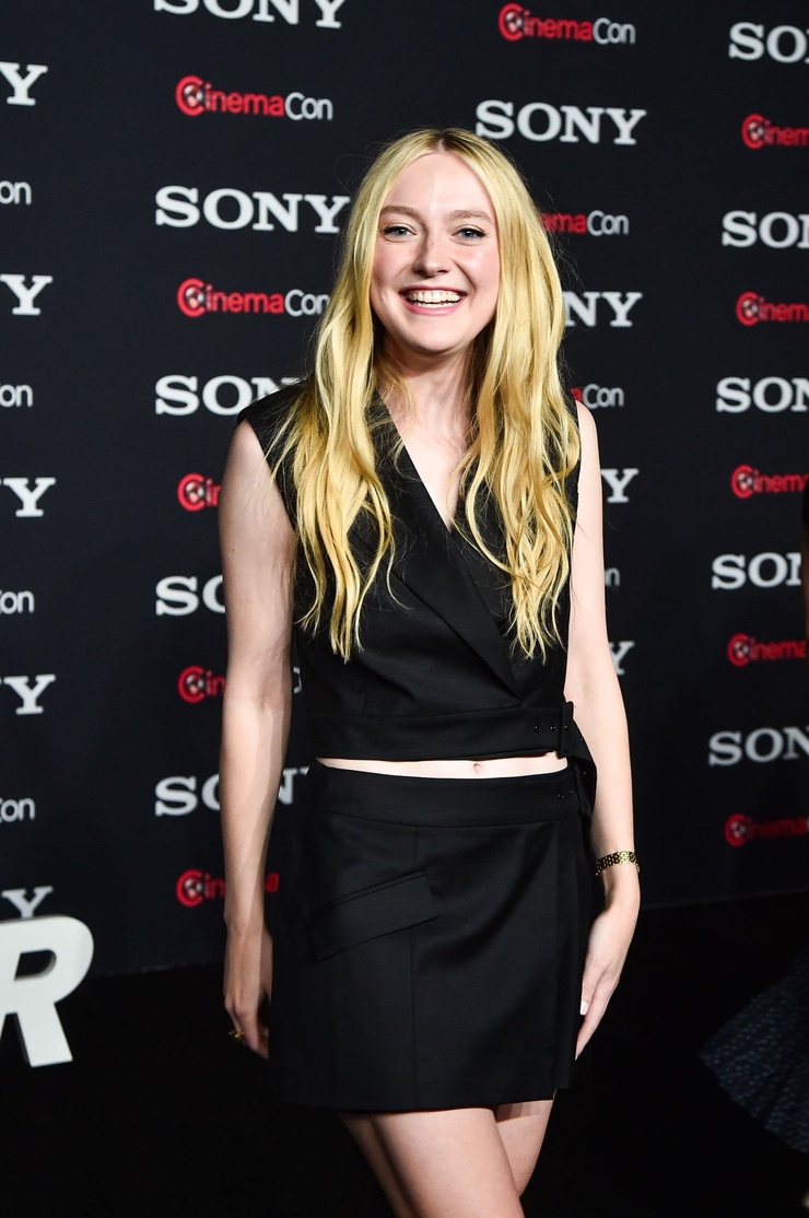 Dakota Fanning Dakota Fanning