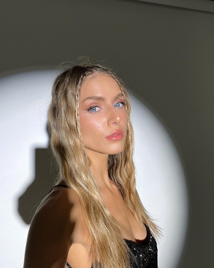 Kari Cassandra Riley