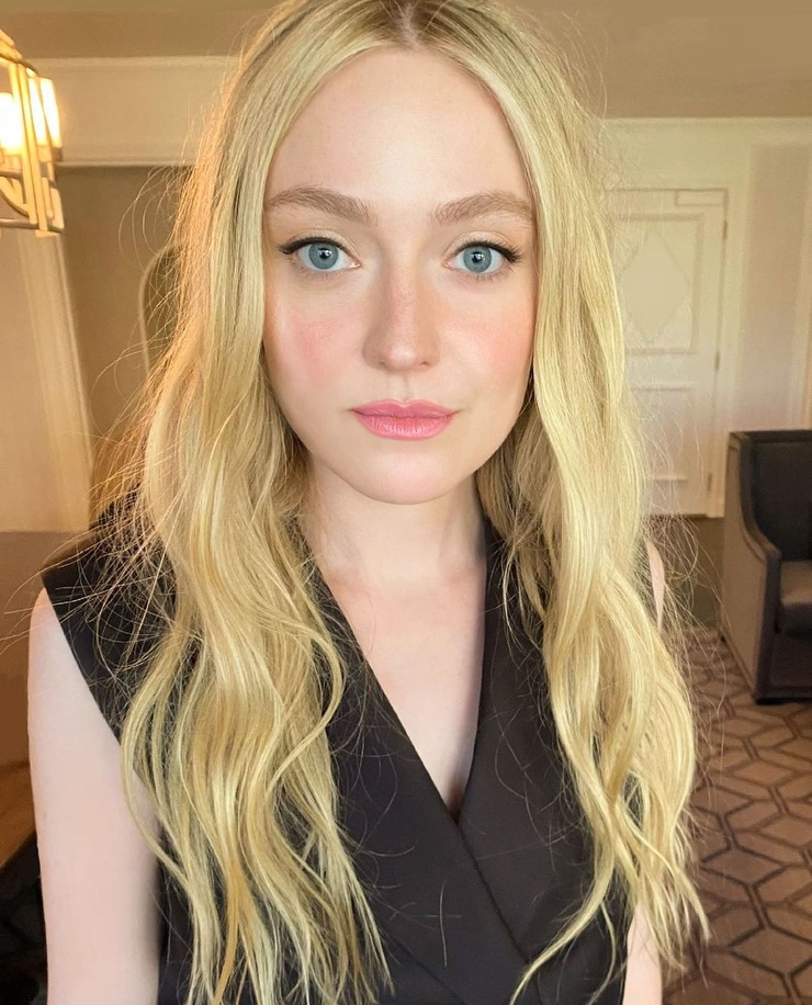 Dakota Fanning Dakota Fanning