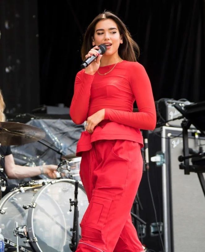 Dua Lipa