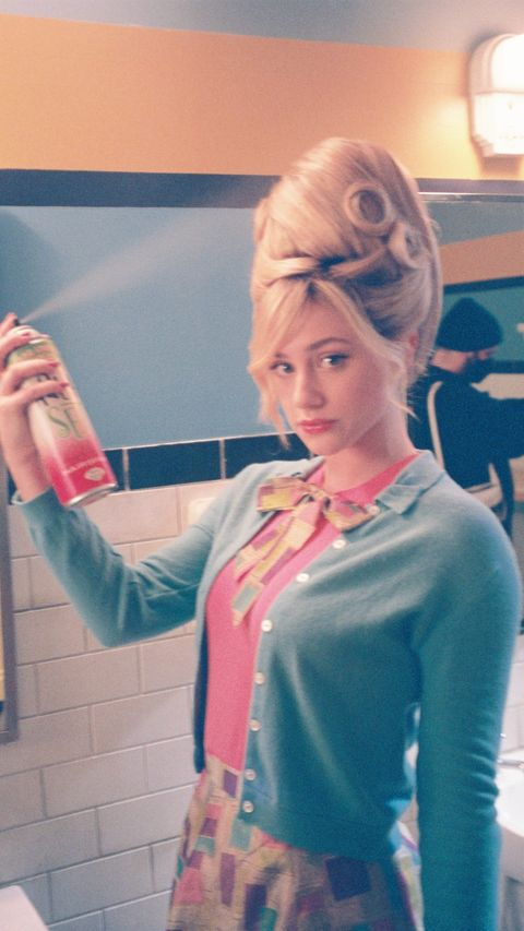 Lili Reinhart