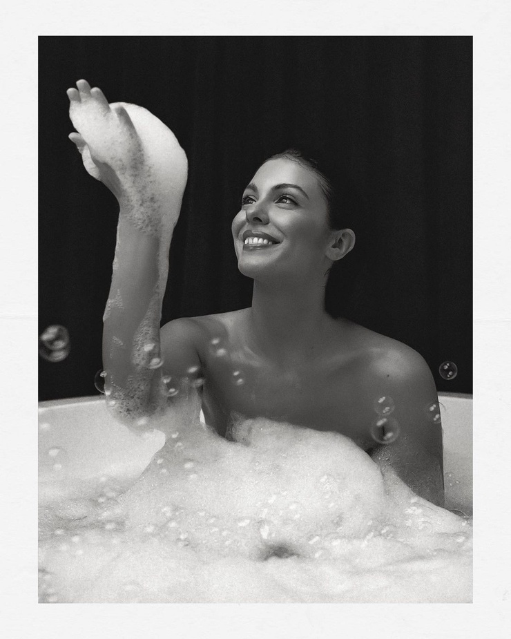 Carmella Rose Carmella Rose