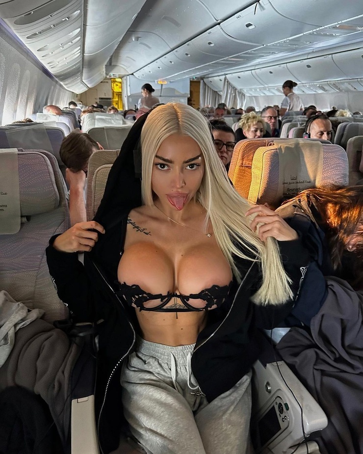 Alyona Omovych Alyona Omovych