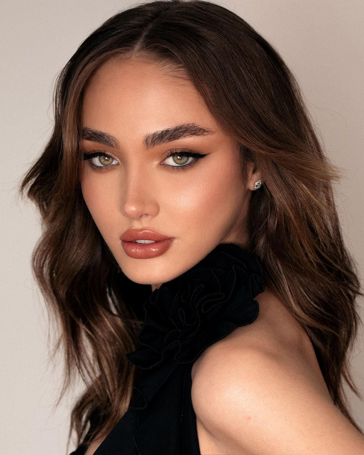 Leila Bauer