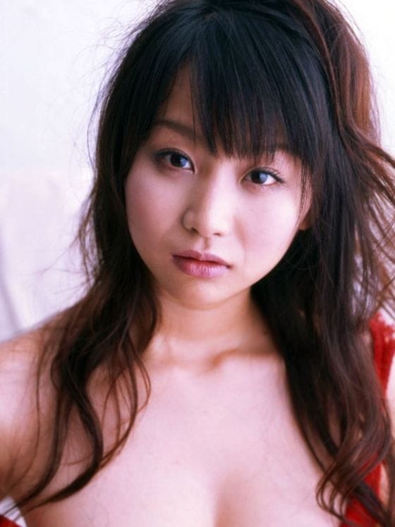 Akina Aoshima