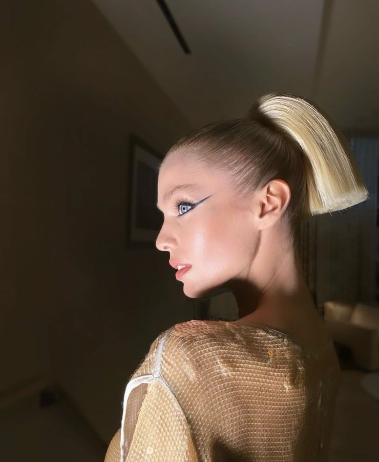 Stella Maxwell