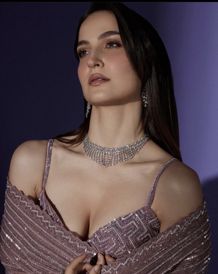 Elli Avram