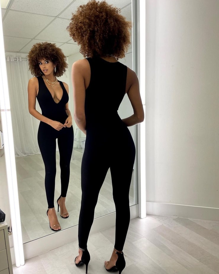 Briana Smith Briana Smith