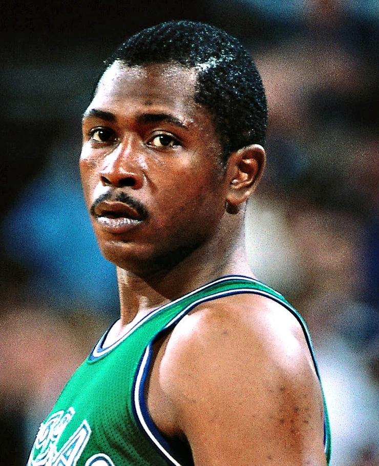 Mark Aguirre