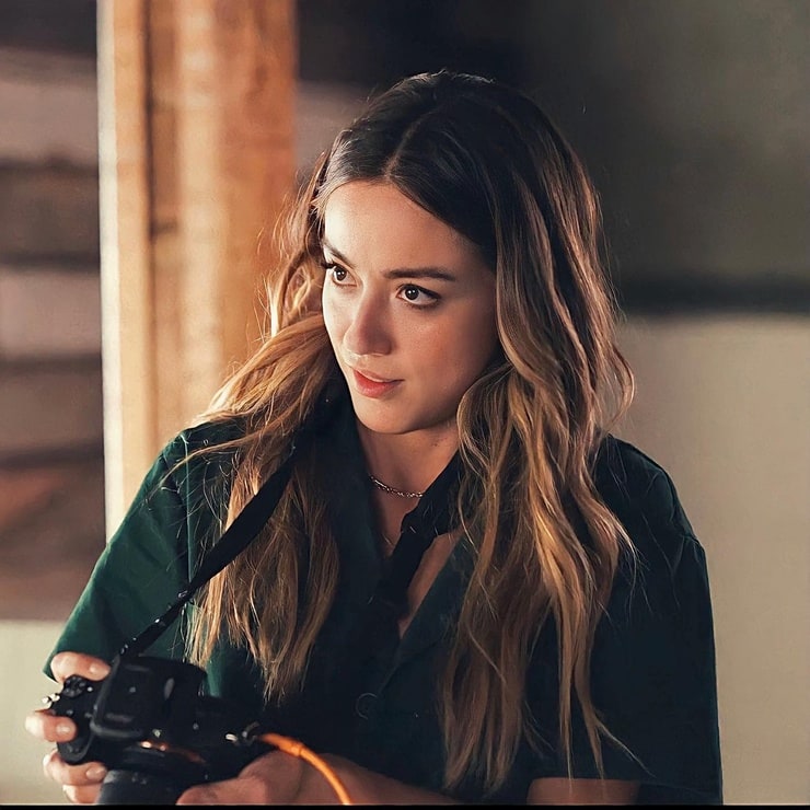 Chloe Bennet