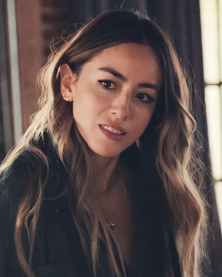 Chloe Bennet picture