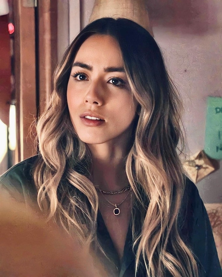 Chloe Bennet picture