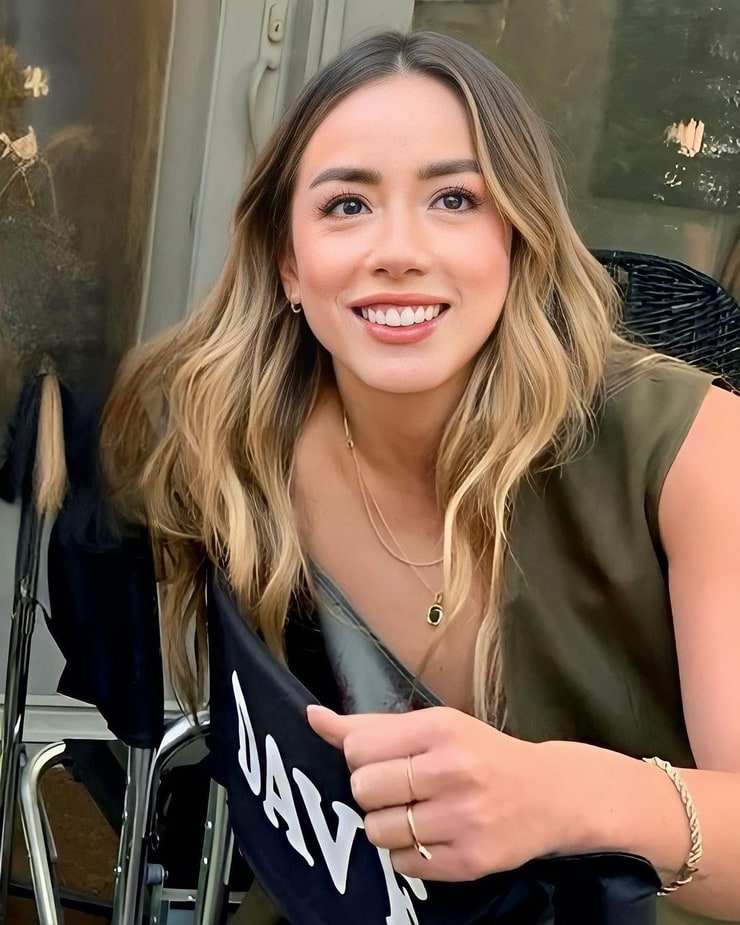 Image of Chloe Bennet