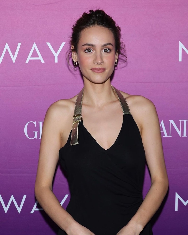 Nell Verlaque
