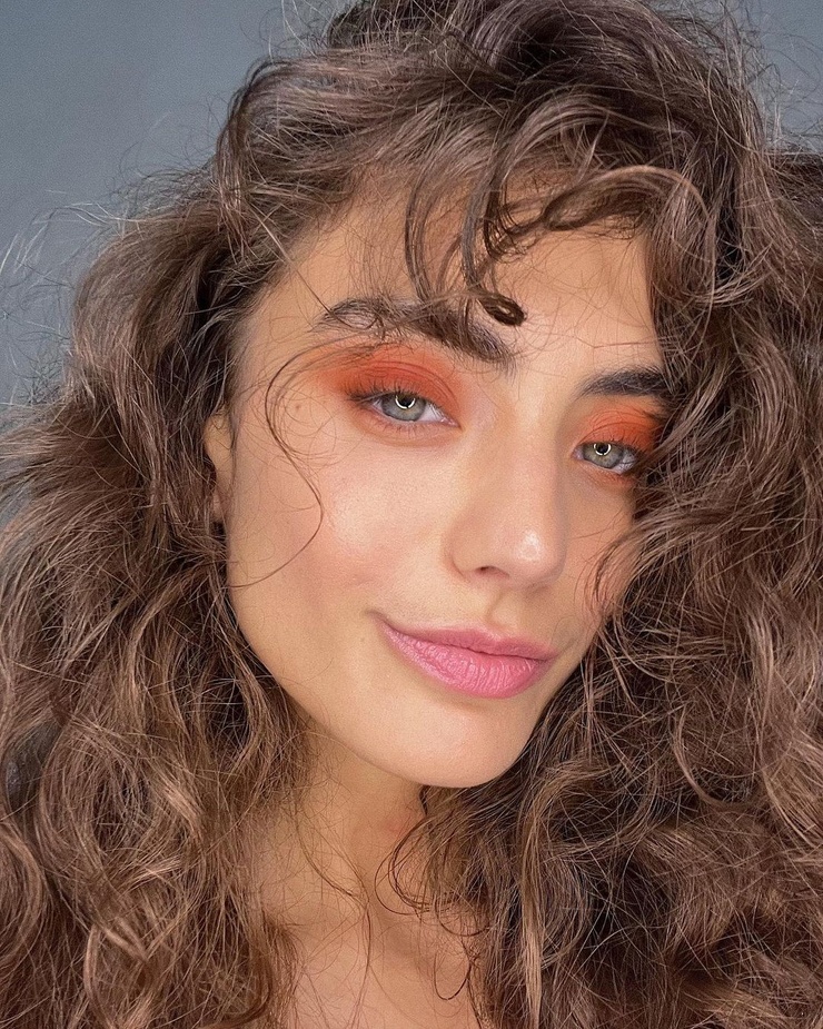 Vanessa Moe Vanessa Moe