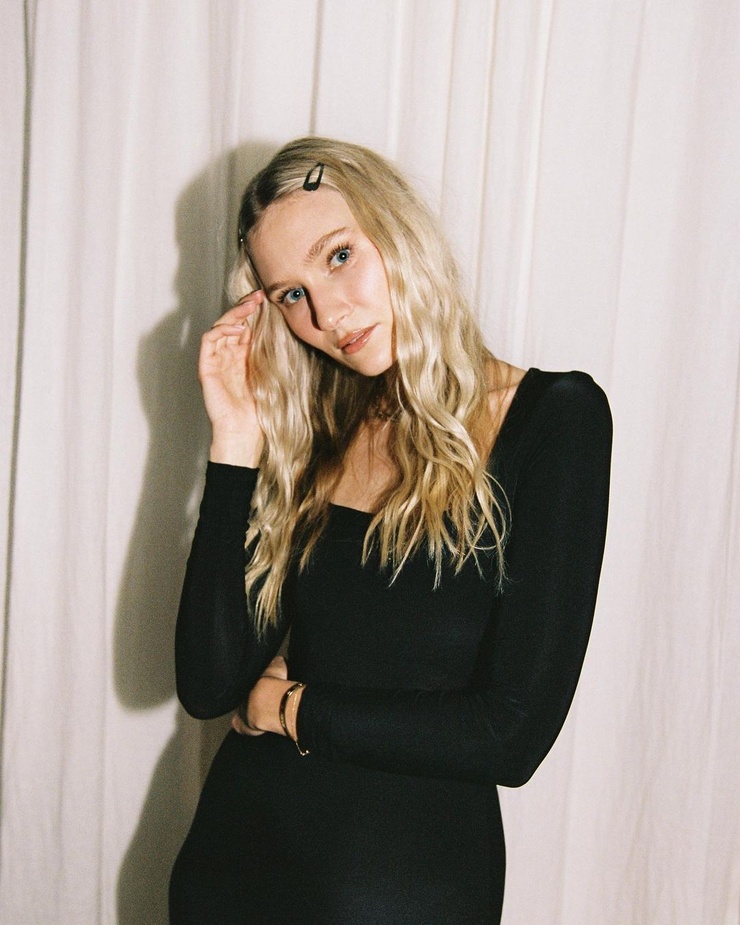 Carolin Niemczyk Carolin Niemczyk