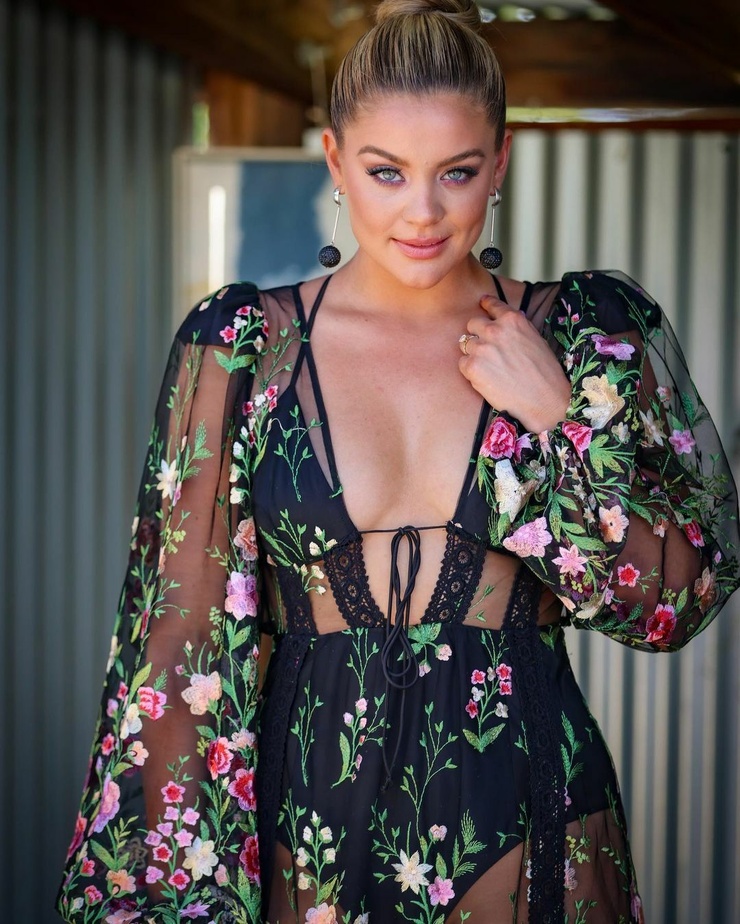 Lauren Alaina