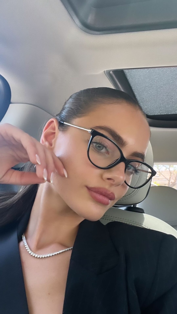 Yael Shelbia Yael Shelbia