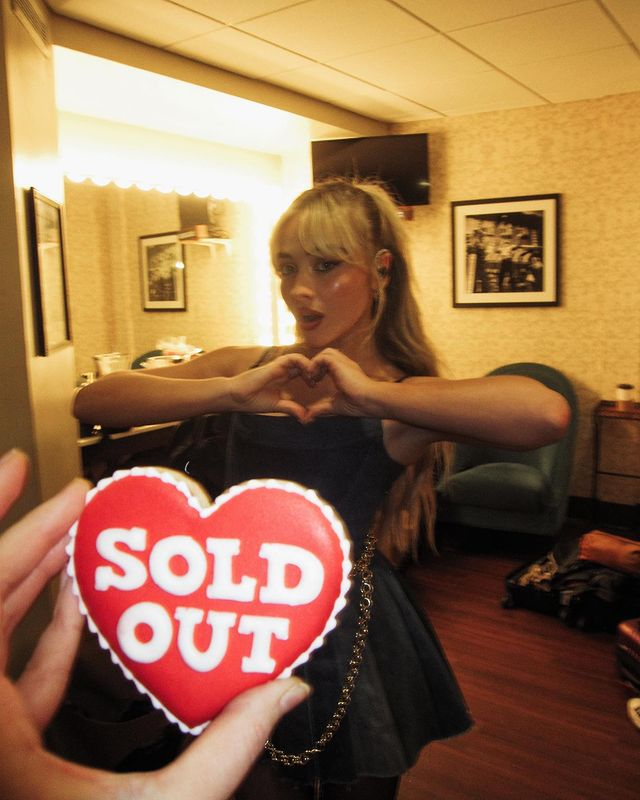 Sabrina Carpenter Sabrina Carpenter