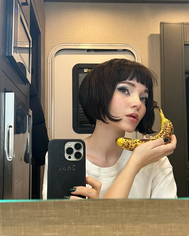 Dove Cameron