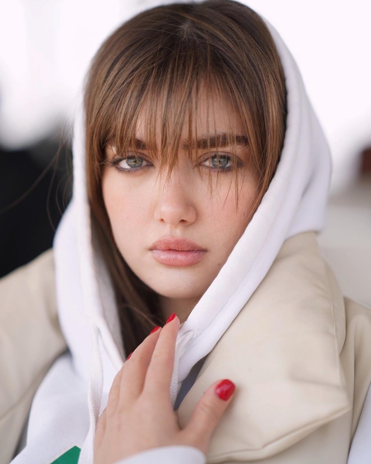 Negin Haghdost Negin Haghdost