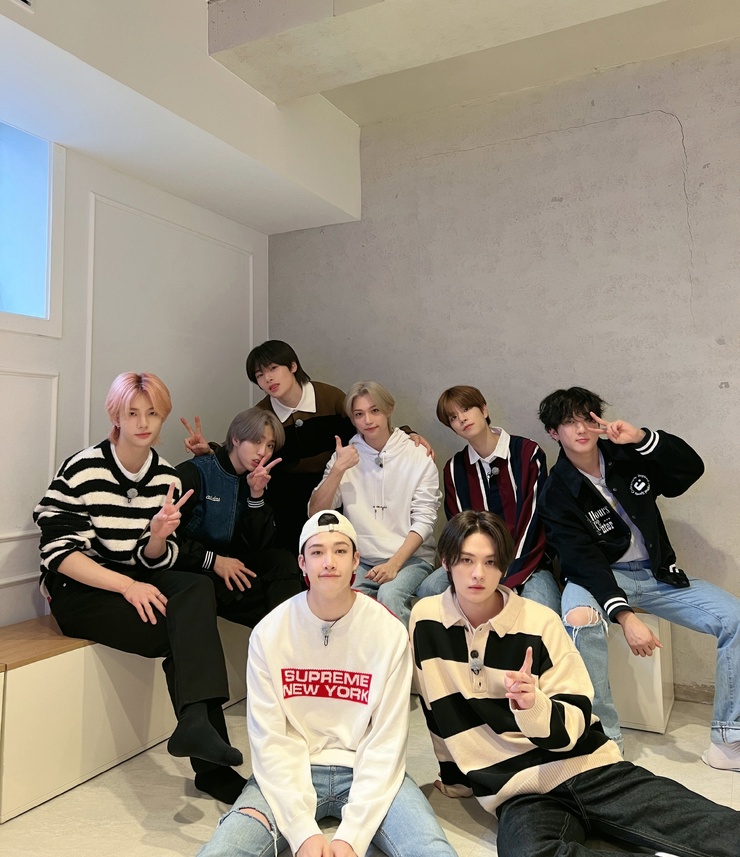 Stray Kids