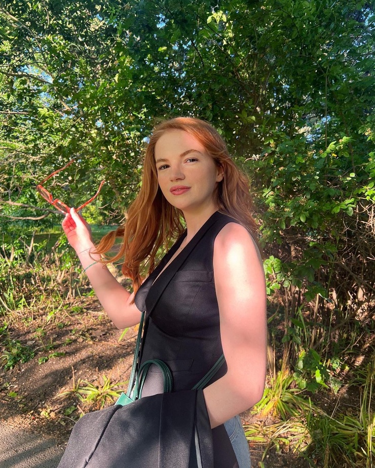 Picture Of Ceara Coveney